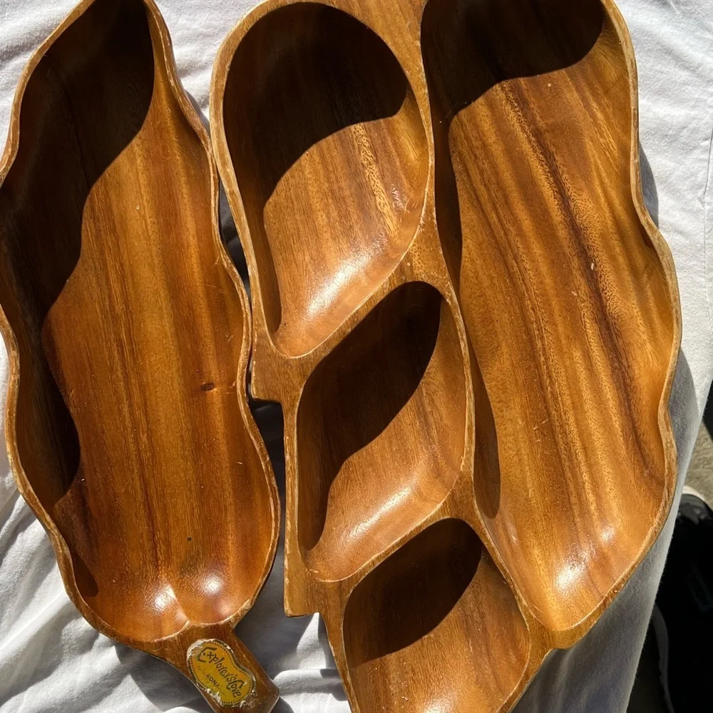 Vintage Alii Wood Monkey Pod Divided Nut or Candy Dish Kona HI Explorers Cove